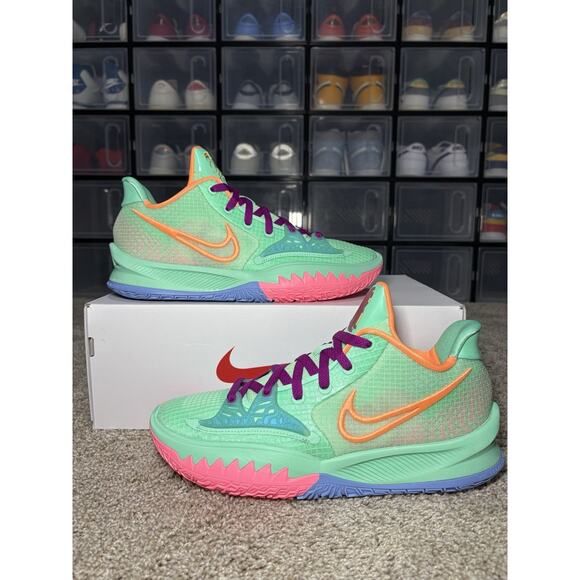 Nike Sue Bird x Kyrie Low 4 Keep Sue Fresh Sneakers CW3985-300 Men's Sz 10.5 - Picture 1 of 8